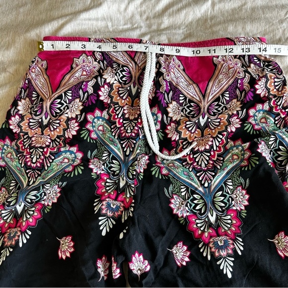 Boho Black and Pink Patterned Lightweight Baggy Pants - Picture 7 of 9